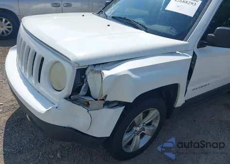 2013 Jeep Patriot Sport z USA, uszkodzony, nr VIN 1C4NJPBA3DD130385